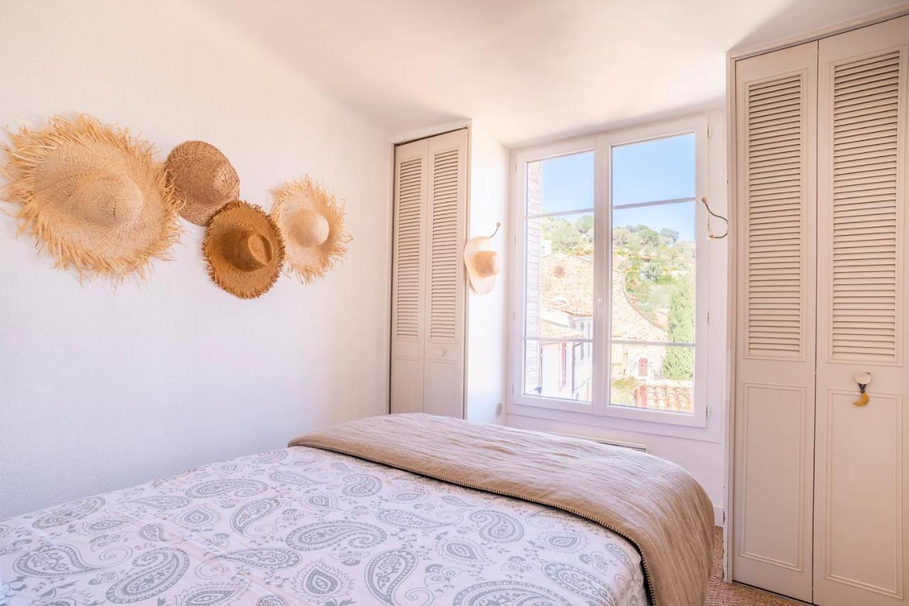 Bright 29M With Nice View In Bormes-Les-Mimosas Apartment Exterior photo